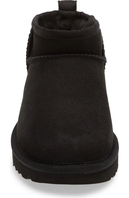 UGG Women's Classic Ultra Mini - Black